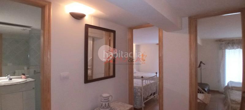 Foto 5ab0f9b7-0598-4e9d-ad5c-3b691b6f2979. Haus mit heizung in Sierra Engarcerán