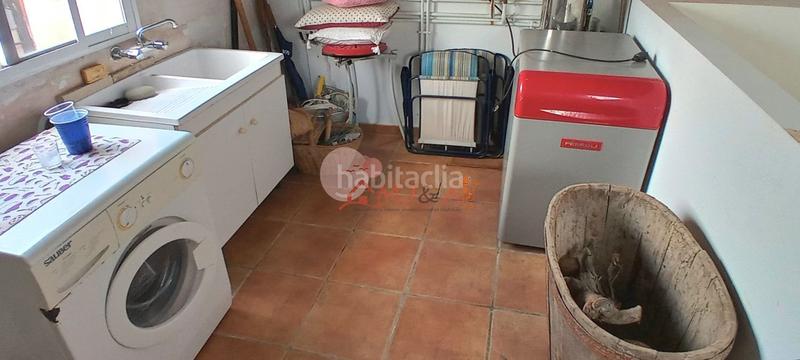 Foto a45e244c-cb54-46ce-bac3-8b487e8fb3f7. Haus mit heizung in Sierra Engarcerán