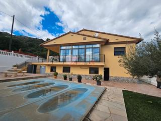 Chalet in Mestrets. Urbanizacion a 5 minutos de castellon