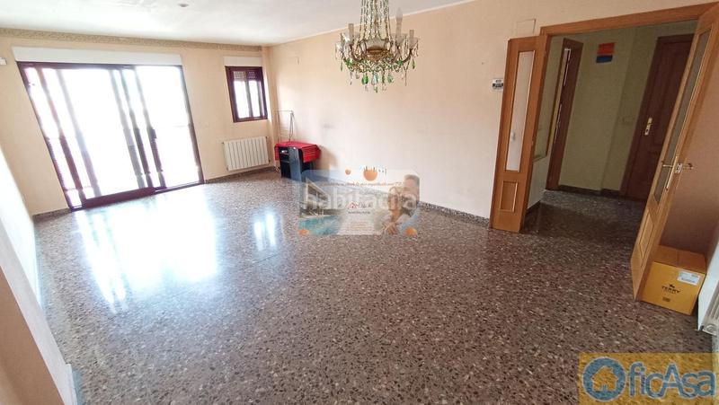 Foto 327c1fe9-ddc4-43b3-9e85-9ee9a31f2d19. Duplex avec chauffage parking dans Mestrets Castellón de la Plana