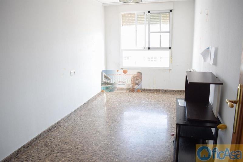 Foto 862c25ff-f28f-4a0c-b338-c6135468d826. Duplex avec chauffage parking dans Mestrets Castellón de la Plana