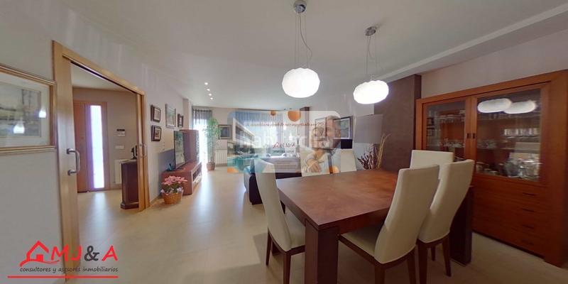 Foto 1096635b-4a35-472d-9203-e9eefa105bb3. Maison jumelée avec chauffage parking dans Pau Lledó Castellón de la Plana