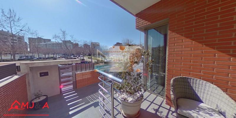 Foto d43b05af-c332-4686-93c6-4a68352f76fb. Maison jumelée avec chauffage parking dans Pau Lledó Castellón de la Plana