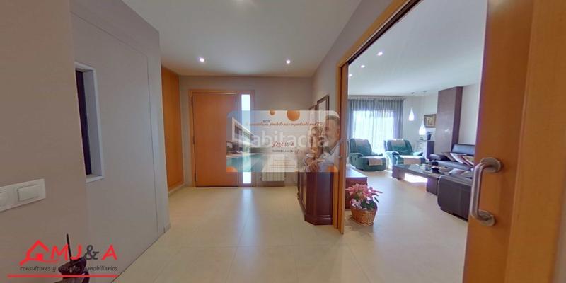 Foto f8c89878-3816-404e-9e57-5518d60a8ad0. Maison jumelée avec chauffage parking dans Pau Lledó Castellón de la Plana