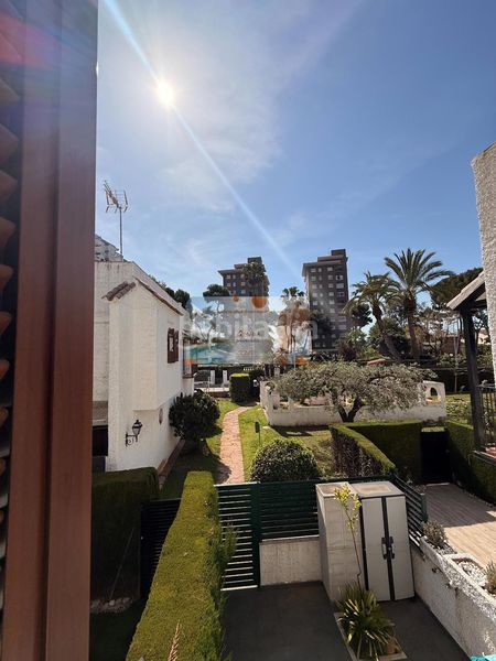 Foto 483a92b3-ad3e-4c0a-be99-ab002f30adf1. Casa adossada amb calefacció aparcament a Voramar Benicasim / Benicàssim