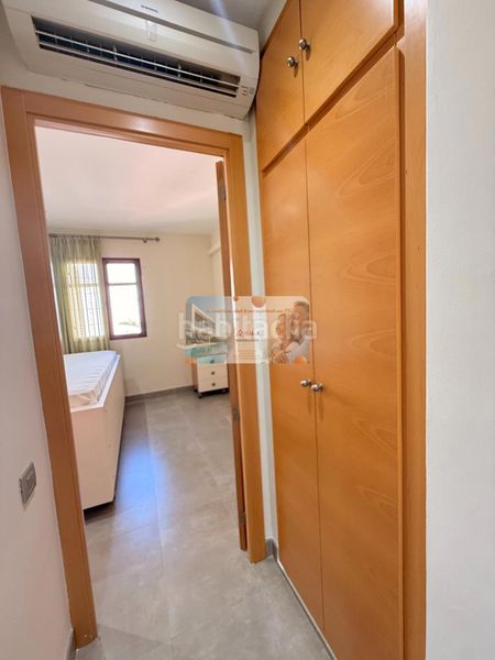 Foto 4b36ec26-5542-46b7-bad0-c6a38e32b7e1. Casa adossada amb calefacció aparcament a Voramar Benicasim / Benicàssim
