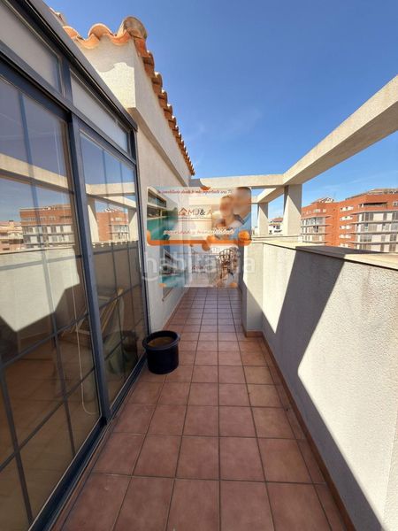 Foto 084e948a-53eb-4803-aa90-8b5d08107bf2. Dúplex amb calefacció aparcament piscina a Zona Avenida del Mar Castellón de la Plana