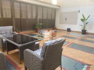 Appartamento  Ronda del millars. Ronda del millars patio 50 metros