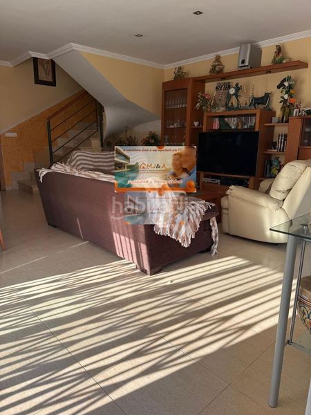 Foto 50ee2dbf-b610-450b-9aa9-90c36fb1b41d. Casa adossada amb calefacció aparcament piscina a Benicasim / Benicàssim