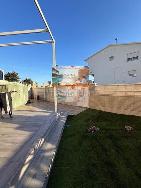 Foto 60d5d0d3-0ca8-47b3-94e7-f200cf32435b. Casa adossada amb calefacció aparcament piscina a Benicasim / Benicàssim