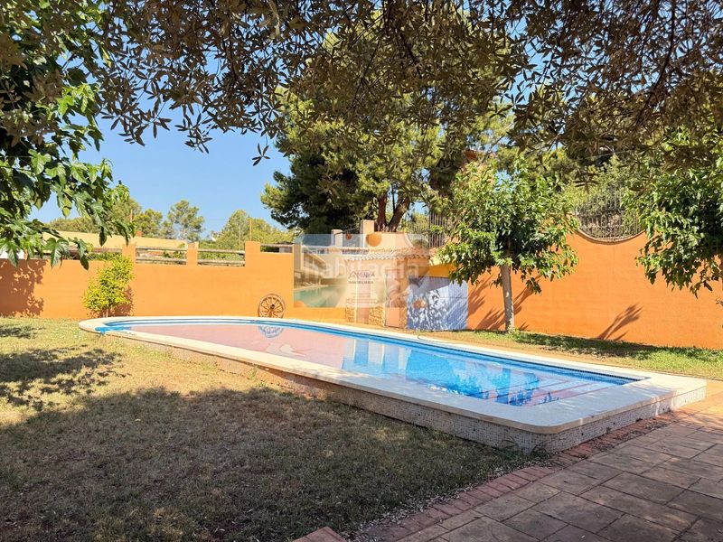 Foto 78779ec5-c986-419e-9973-ada84b39a540. Xalet amb calefacció aparcament piscina a Borriol