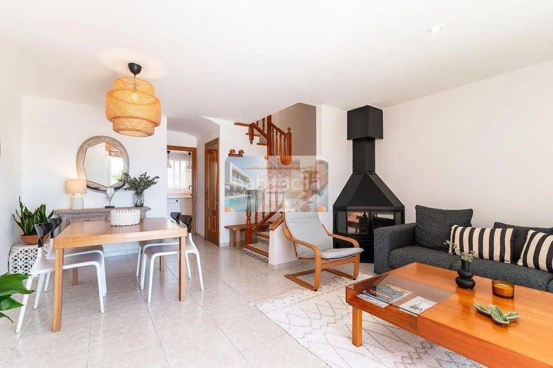 Foto c28f2db3-2a3d-4ba0-a462-b09300f62bdd. Casa adossada amb calefacció aparcament a Playa-Ben Afeli Almazora / Almassora
