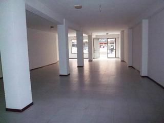 Lloguer Local Comercial a Casco Antiguo. Local alquiler