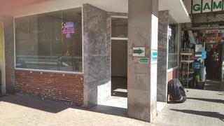 Local commercial à La Pantoja. Local en venta en cardenal cisneros