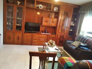 Appartement à Pinilla. Piso en venta con ascensor zona pinilla, 3 dormitorios, garaje y