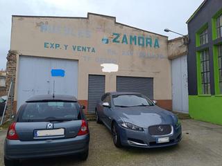 Bâtiment à usage industriel à Pinilla. Venta de nave en zamora zona pinilla de 470 m de superficie
