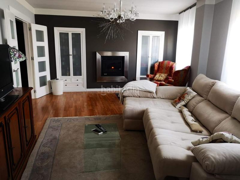 Foto e2d92916-051a-47a2-8946-70851d715753. Haus mit heizung parking in Urbanización S.XXI - Carretera de Villalpando Zamora