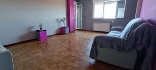 Appartement à Los Bloques. Venta de piso en zamora zona los bloques, 3 dormitorios, 2 galer