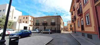 Etagenwohnung in Barrios Bajos - La Horta. Venta de piso en planta baja sin ascensor para rehabilitar en za