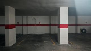 Aparcament cotxe a Candelaria - Peña de Francia. Garaje en venta en la zona de puerta nueva