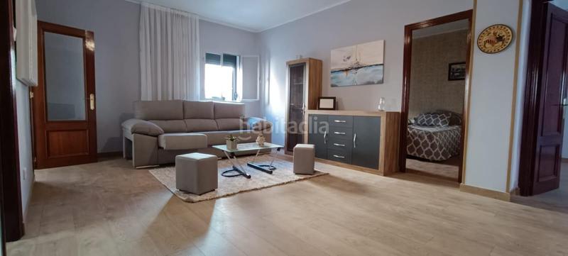 Foto aa0c31ac-f734-42a1-a77b-637b645d1315. Flat with parking in Los Bloques Zamora