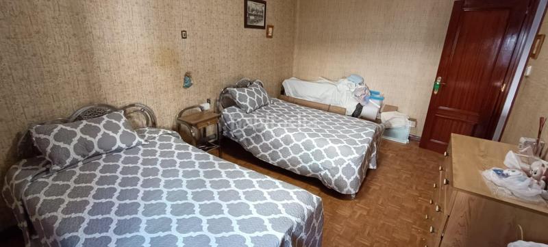 Foto b6eccb6e-24bd-4601-bef8-3abda5586054. Flat with parking in Los Bloques Zamora