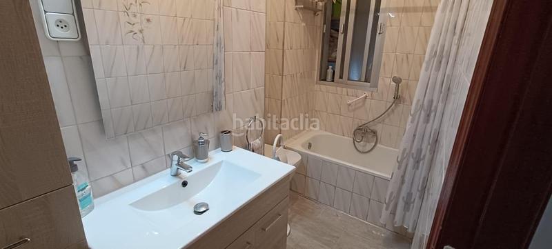 Foto d451232d-ea6f-4d9b-b9e4-a4ba7970a5c9. Flat with parking in Los Bloques Zamora