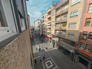 Flat in Casco Antiguo. Piso en venta zona centropeatonal, 4 dormitorios, 2 baños ascens