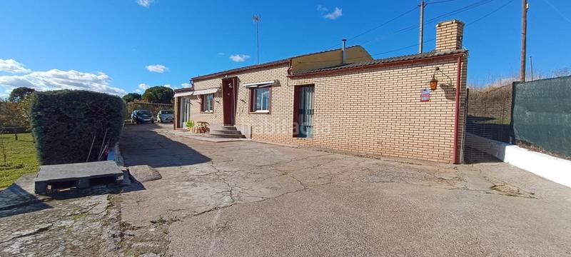 Foto b3477c2c-fb79-4d34-8658-e55316383238. House with heating parking pool in Candelaria - Peña de Francia Zamora
