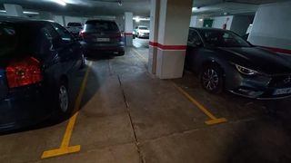 Affitto Posto auto in La Pantoja. Plaza de garaje en alquiler en avenida tres cruces