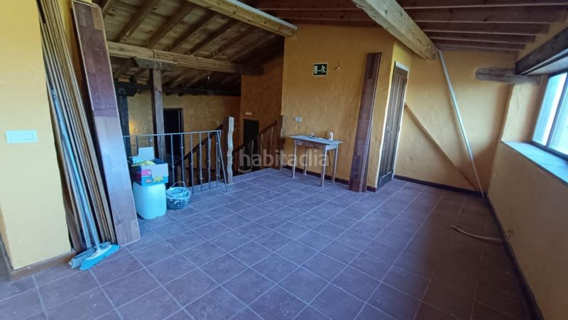Foto 015f62a4-f951-4ab0-b83e-70b4d676fe57. Edifici a Pereruela