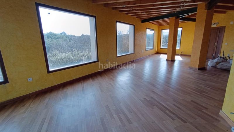 Foto 6f7e3062-d04d-4f6a-a442-8f6addfa580a. Edifici a Pereruela