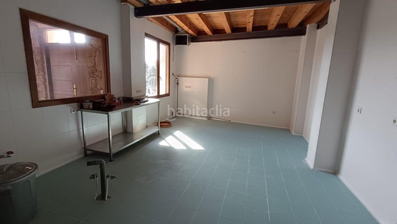 Foto 746cabce-a109-44f7-a4d9-0bbec364cb07. Edifici a Pereruela