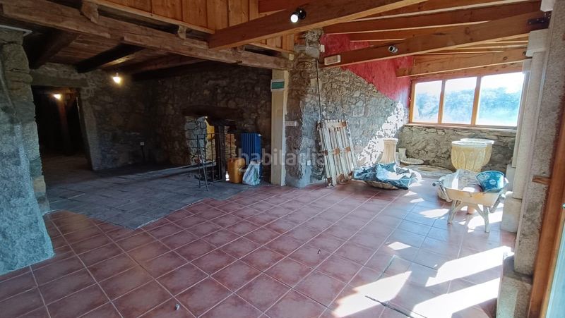 Foto b6f72ede-f077-489b-8af2-0d743855e20e. Edifici a Pereruela