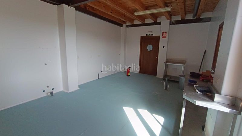 Foto e6d2584f-584a-44c0-a298-e27d7c1b5ff6. Edifici a Pereruela