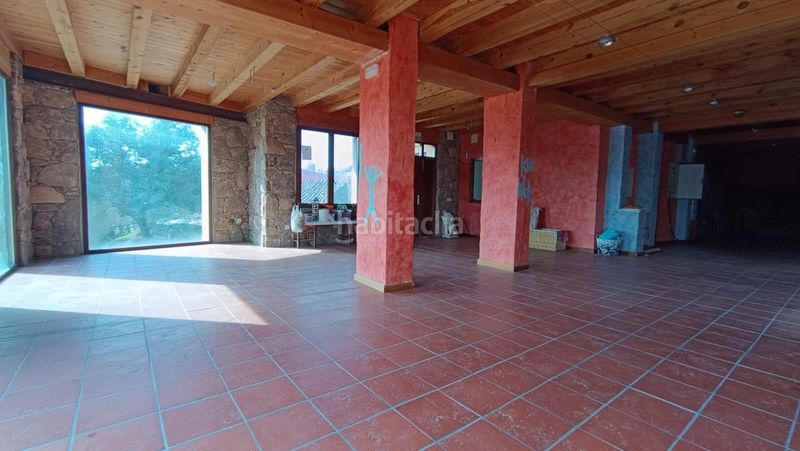 Foto f019f6e1-66e5-46b3-9e0e-a99d285bde4f. Edifici a Pereruela