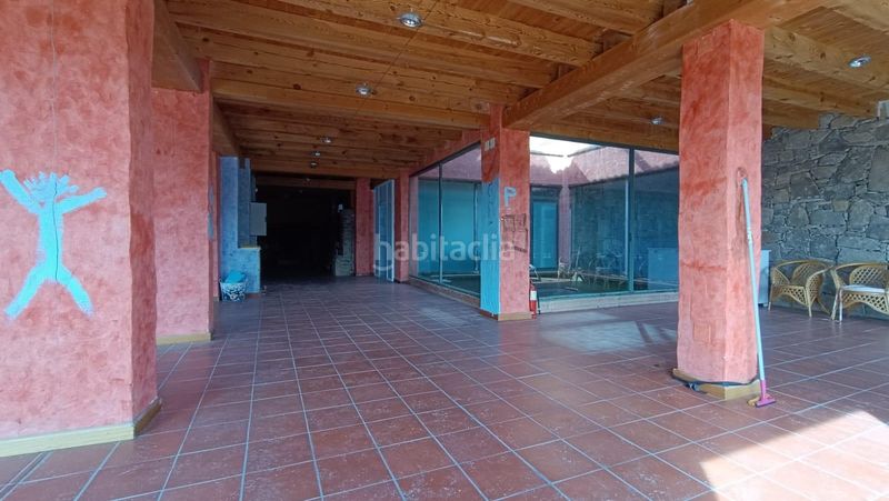 Foto fa9f5175-5b8e-4856-b12e-cf8086179f3e. Edifici a Pereruela