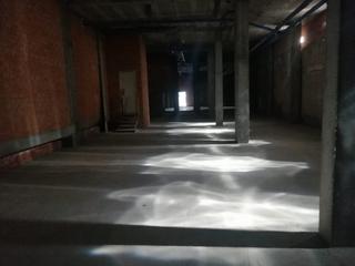 Lloguer Local Comercial a Casco Antiguo. Local en alquiler zona centro