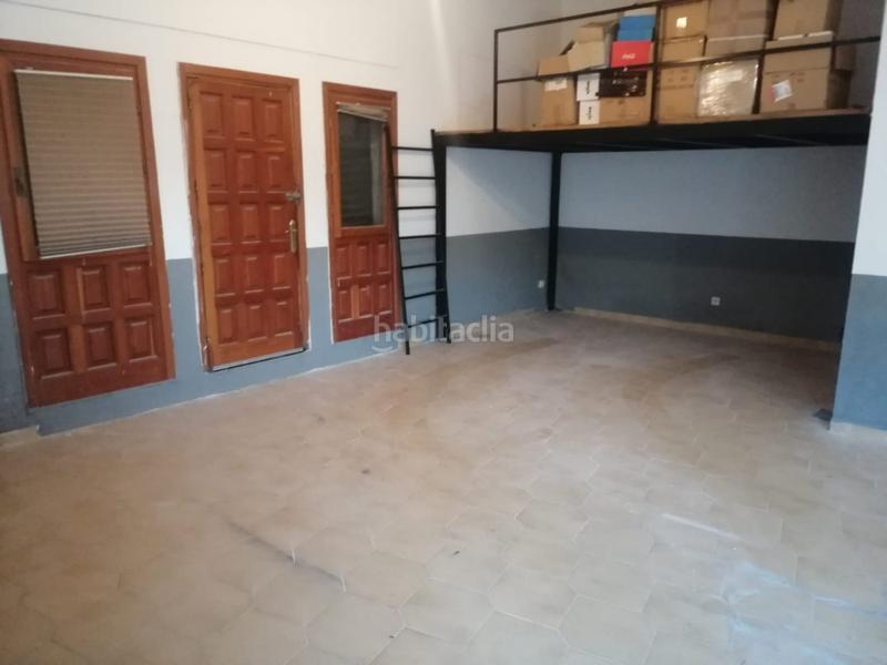 Foto 9fc549d5-ef0b-4ee3-a901-6435061afbfd. Local comercial local apto para garaje con altillo y puerta automatica en Zamora