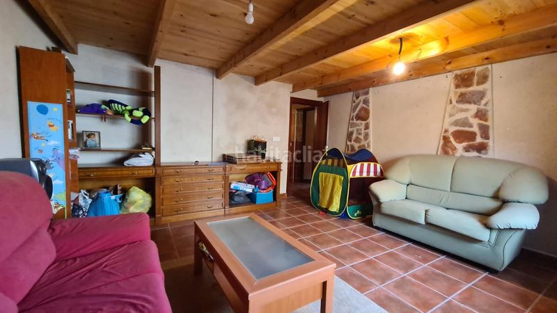 Foto b2aad22f-03ef-44a9-9516-04f45596e31b. Casa amb aparcament a San Pedro de la Nave - Almendra