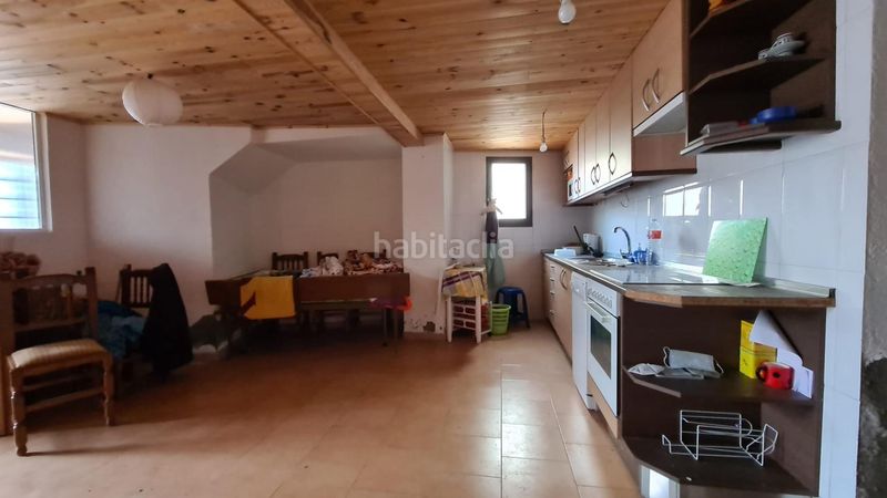 Foto b2d65bca-5082-4552-ac7b-1fa22d4a3f6a. Casa amb aparcament a San Pedro de la Nave - Almendra