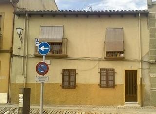 Maison en Casco Antiguo. Venta de casa adosada en zona antigua para rehabilitacin total