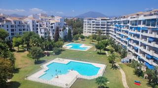 Attique à Avenida de julio iglesias 13. Increíble ático dúplex de 4 dormitorios en puerto banús
