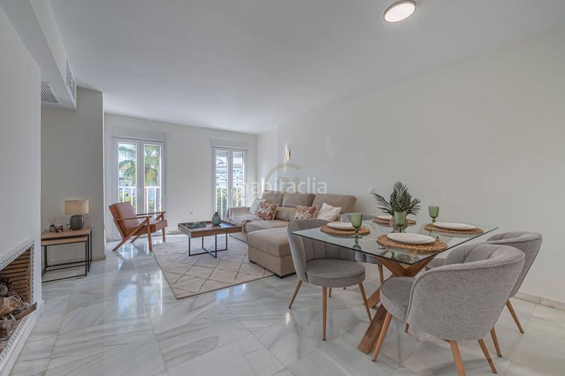 Foto edb5832c-1542-47a1-8cfb-7fb3f1372453. Casa bifamiliare in calle las malvas 8 in Nueva Andalucía centro Marbella