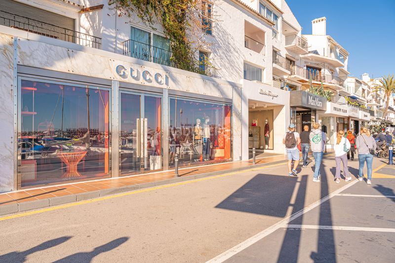 Foto 45d8c17b-d471-4303-bc8e-56522531c5f6. Casa adossada a calle sirio 18 a Los Naranjos Marbella