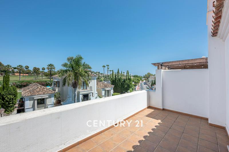 Foto 4a614b03-a7b5-4bbb-bf91-0afd70a5513a. Casa adosada en calle sirio 18 chalet adosado en venta en nueva andalucia, . en Marbella