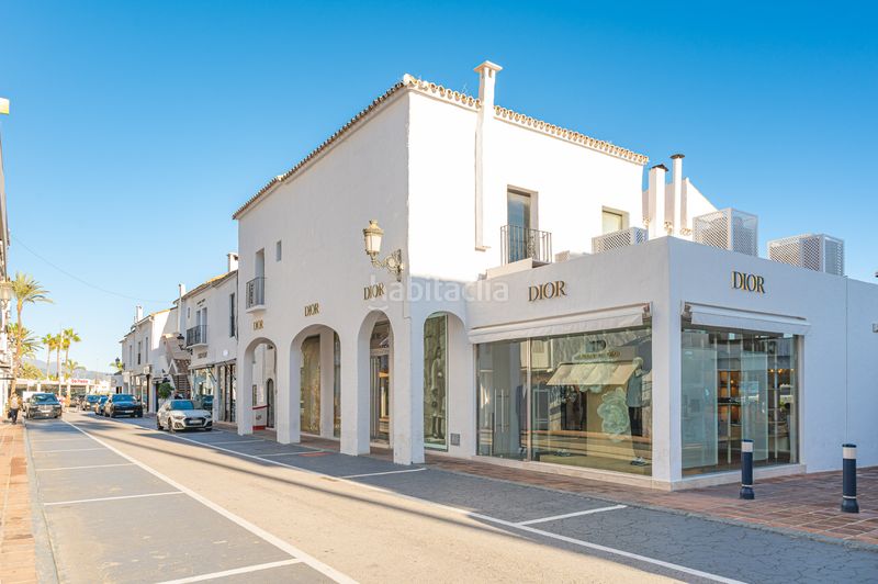 Foto a9e3a350-2e9c-413e-9c42-8e5c5fee20b9. Casa adossada a calle sirio 18 a Los Naranjos Marbella