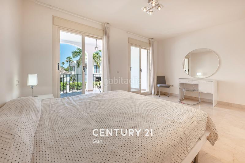 Foto b8c7a063-3da7-45e7-b0a3-9e19e795398c. Casa adosada en calle sirio 18 chalet adosado en venta en nueva andalucia, . en Marbella