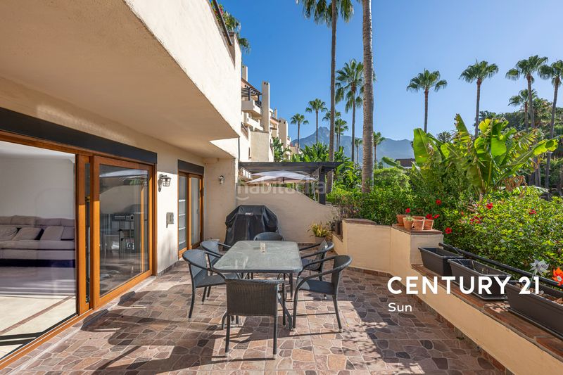 Foto af25d1d1-5aa1-43d2-84e3-ab2a823ba2a1. Apartament amb aparcament piscina a lomas de Marbella club Marbella
