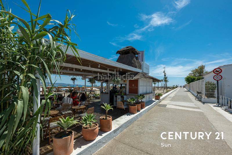 Foto fb9f51ff-7ae2-461d-aa13-443eb5088222. Apartment in Puerto Banús Marbella